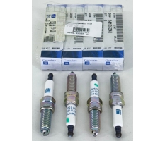 Свеча зажигания Monza 1.5 GM