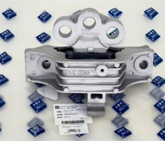 Подушка двигателя левая (LH) РКПП 1.5 Monza GMF