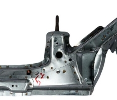 Лонжерон передний левый R3 LH GM