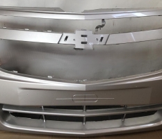 Бампер передний (GAN) серебро Cobalt CarWings